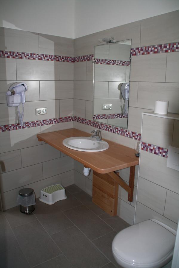 La Petite Auberge De Niaux מראה חיצוני תמונה